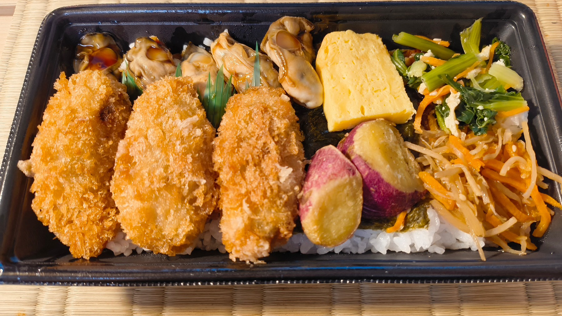 ほっともっと：牡蠣づくし弁当　#青空ごはん部