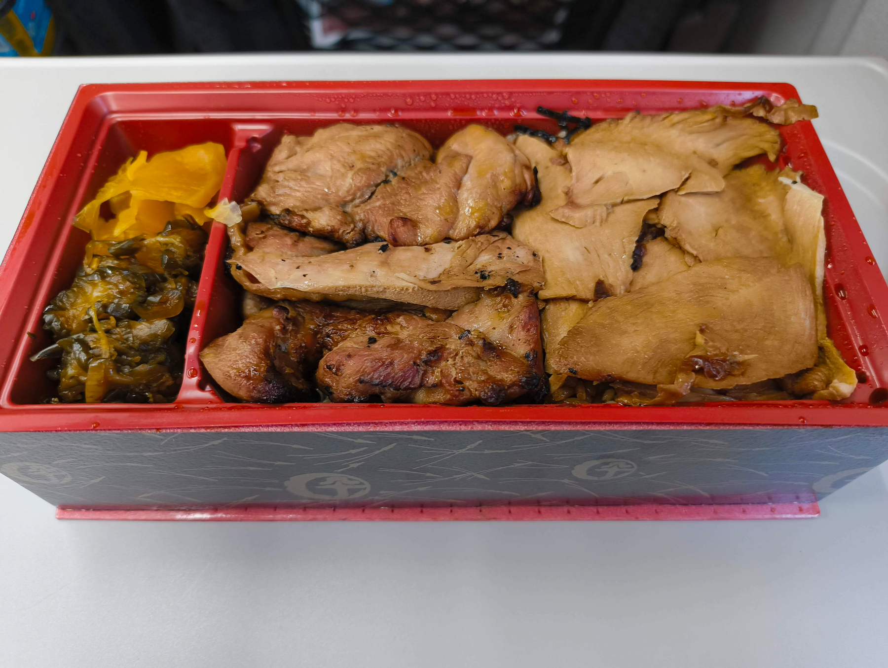 登利平：上州御用鳥めし松弁当　#青空ごはん部
