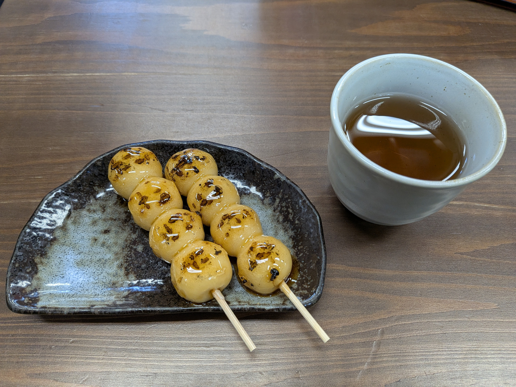 深大寺手打ちそば処 松葉茶屋：みたらし団子